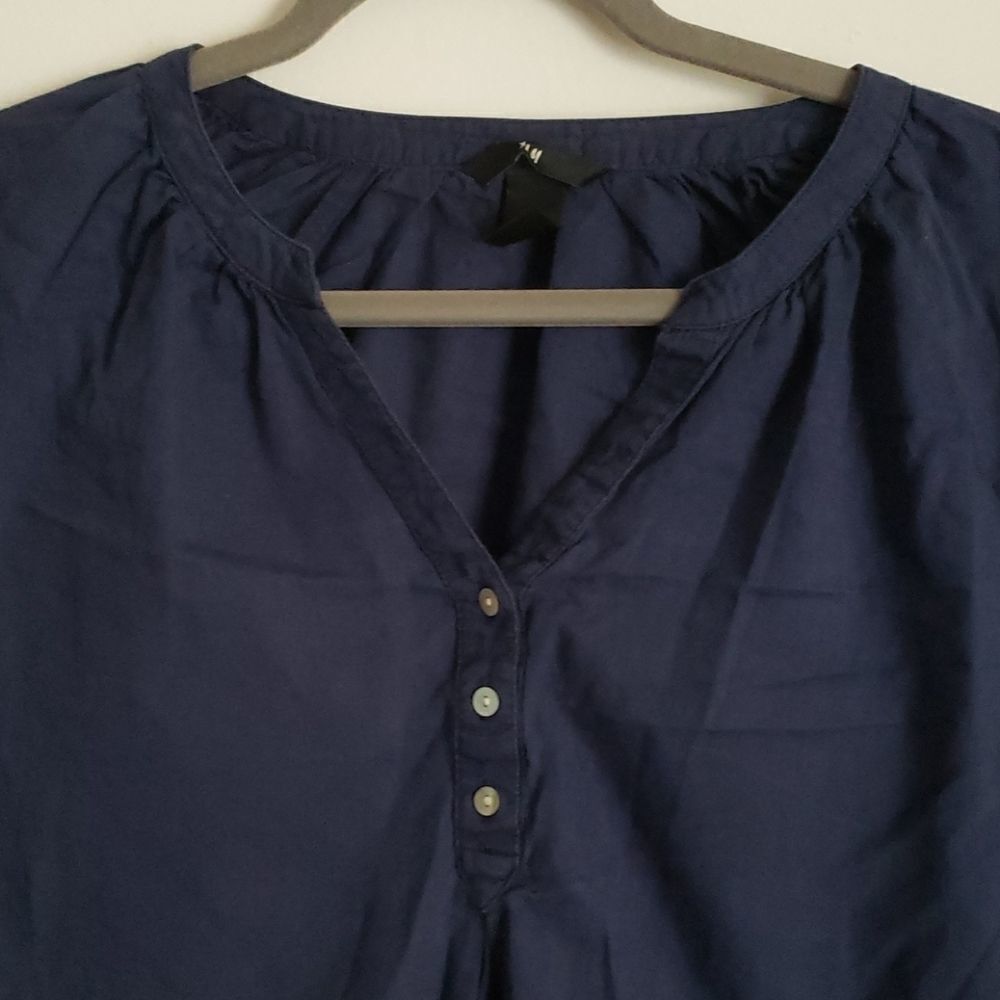 H&M Blouse - Picture 2 of 6